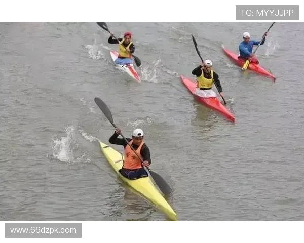 专业比赛用皮划艇的选择与使用指南